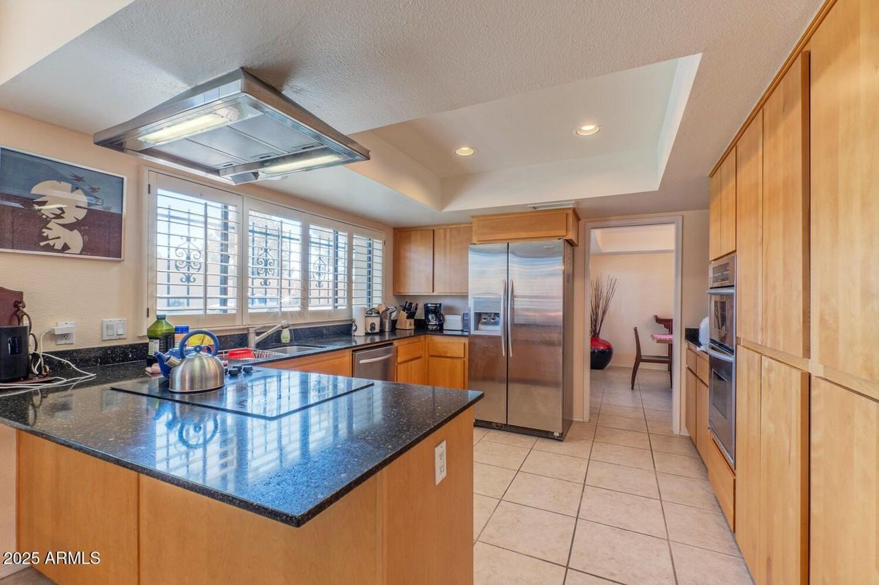 9403 87th Way - Photo 3 of 32