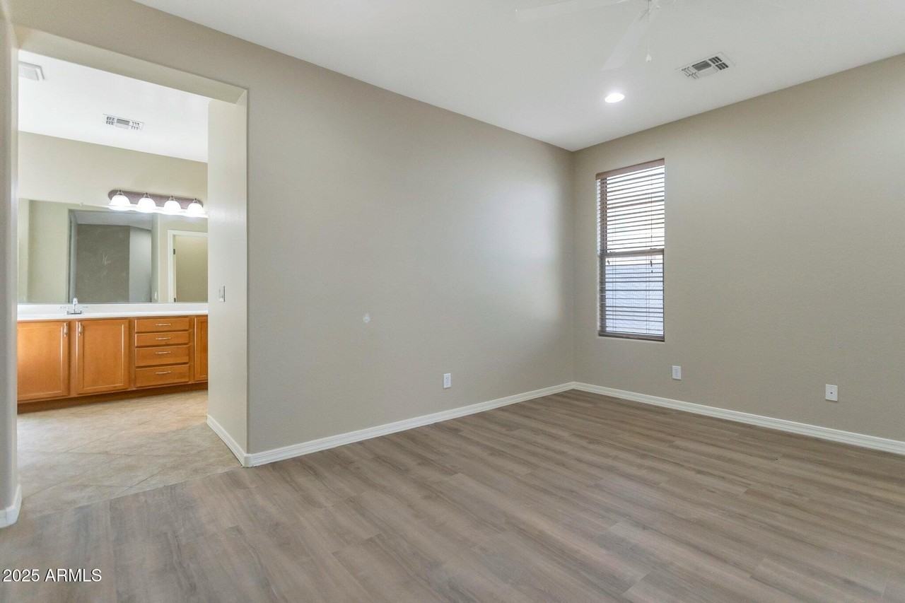 29356 North 67th Avenue - Photo 7 of 17