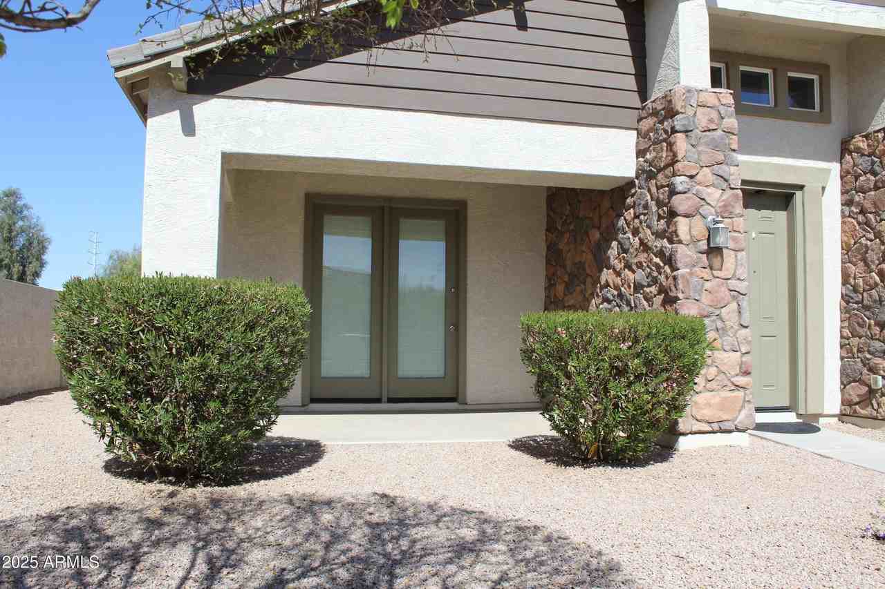 22572 E Pecan Ct - Photo 3 of 36