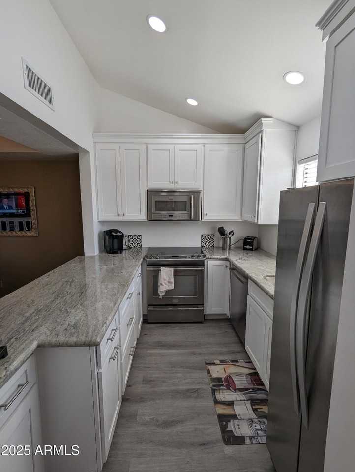 6244 N 30th Pl - Photo 2 of 26