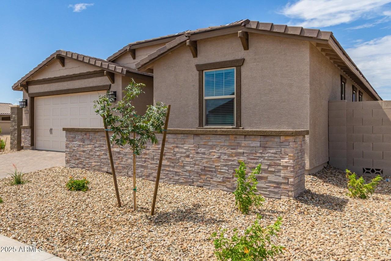 11022 West Levi Drive - Photo 6 of 50