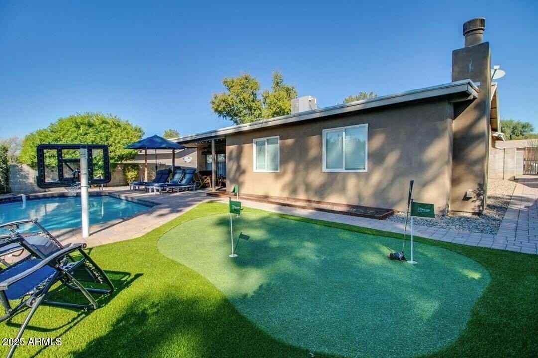 6813 E Grandview Dr - Photo 4 of 50