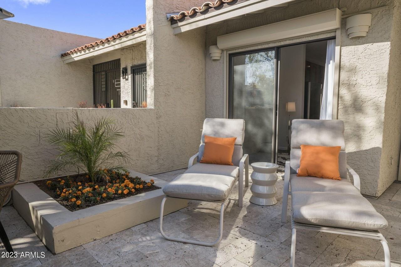 7934 East Medlock Drive - Photo 3 of 50