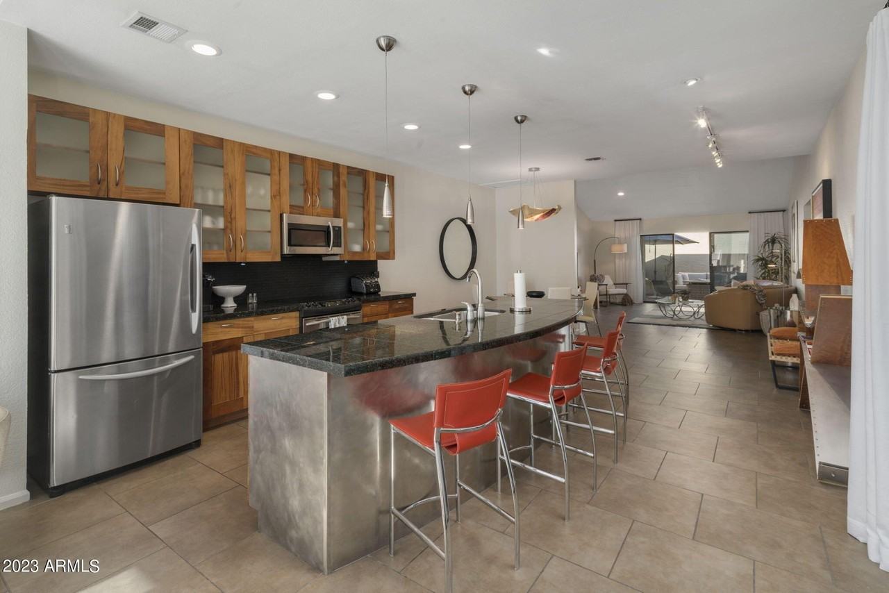 7934 East Medlock Drive - Photo 4 of 50