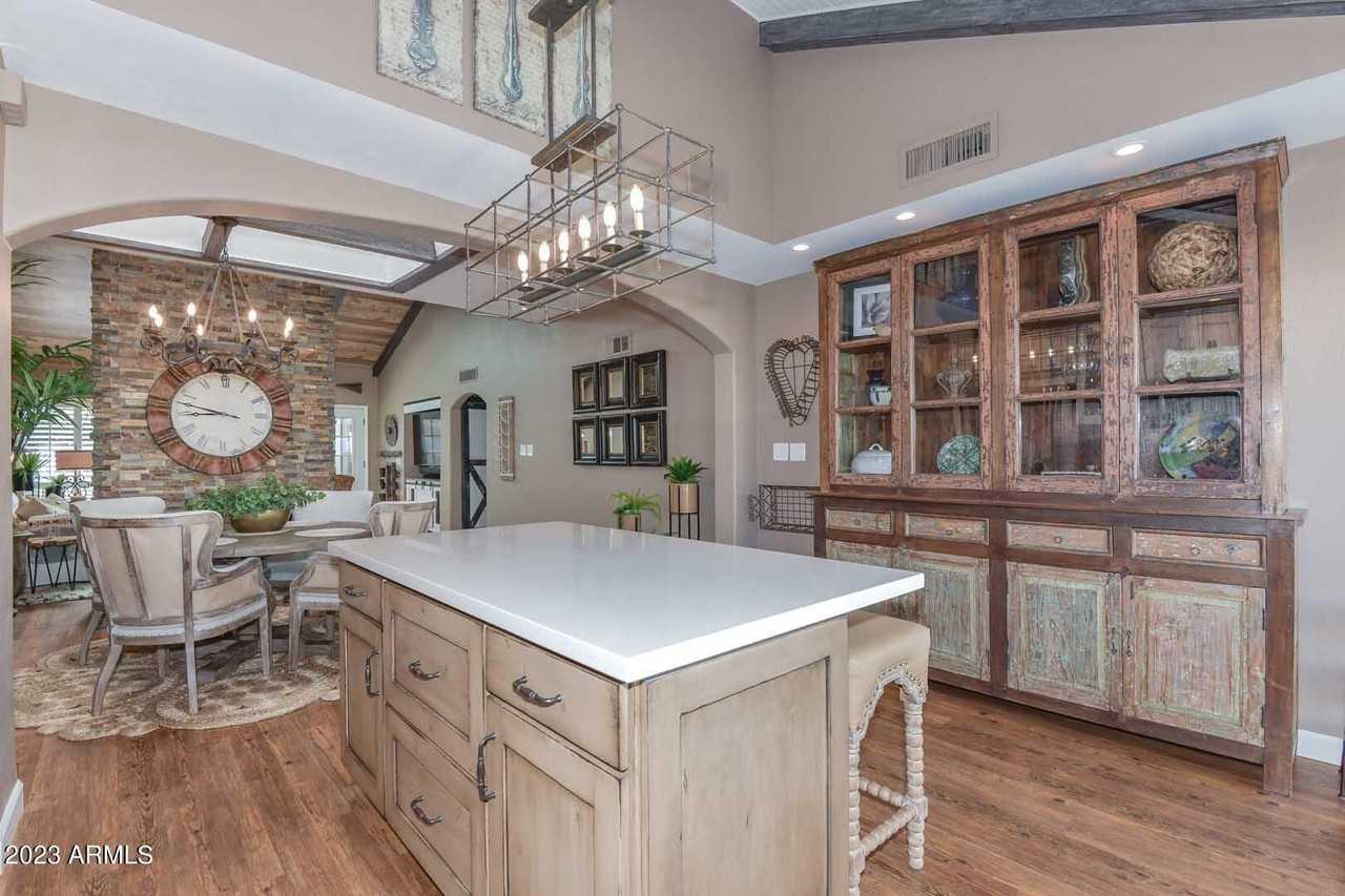 5804 Scottsdale Road - Photo 7 of 42