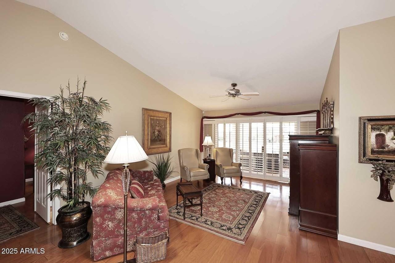 9025 W Marco Polo Rd - Photo 6 of 38