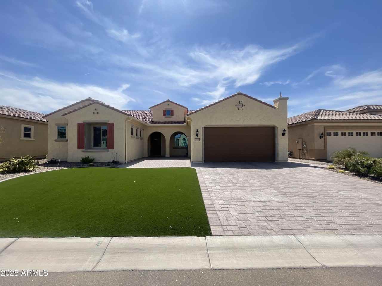 7369 West Cactus Wren Way - Photo 3 of 39
