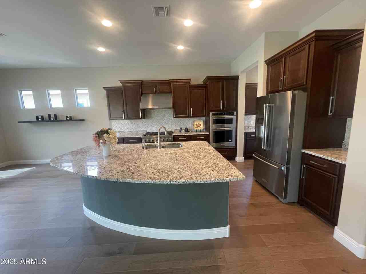 7369 West Cactus Wren Way - Photo 4 of 39