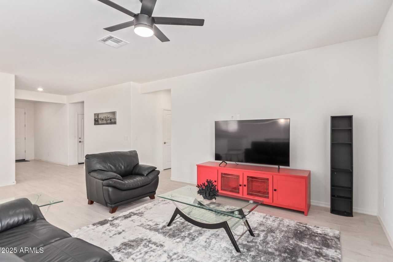 3332 North 198th Lane - Photo 4 of 33