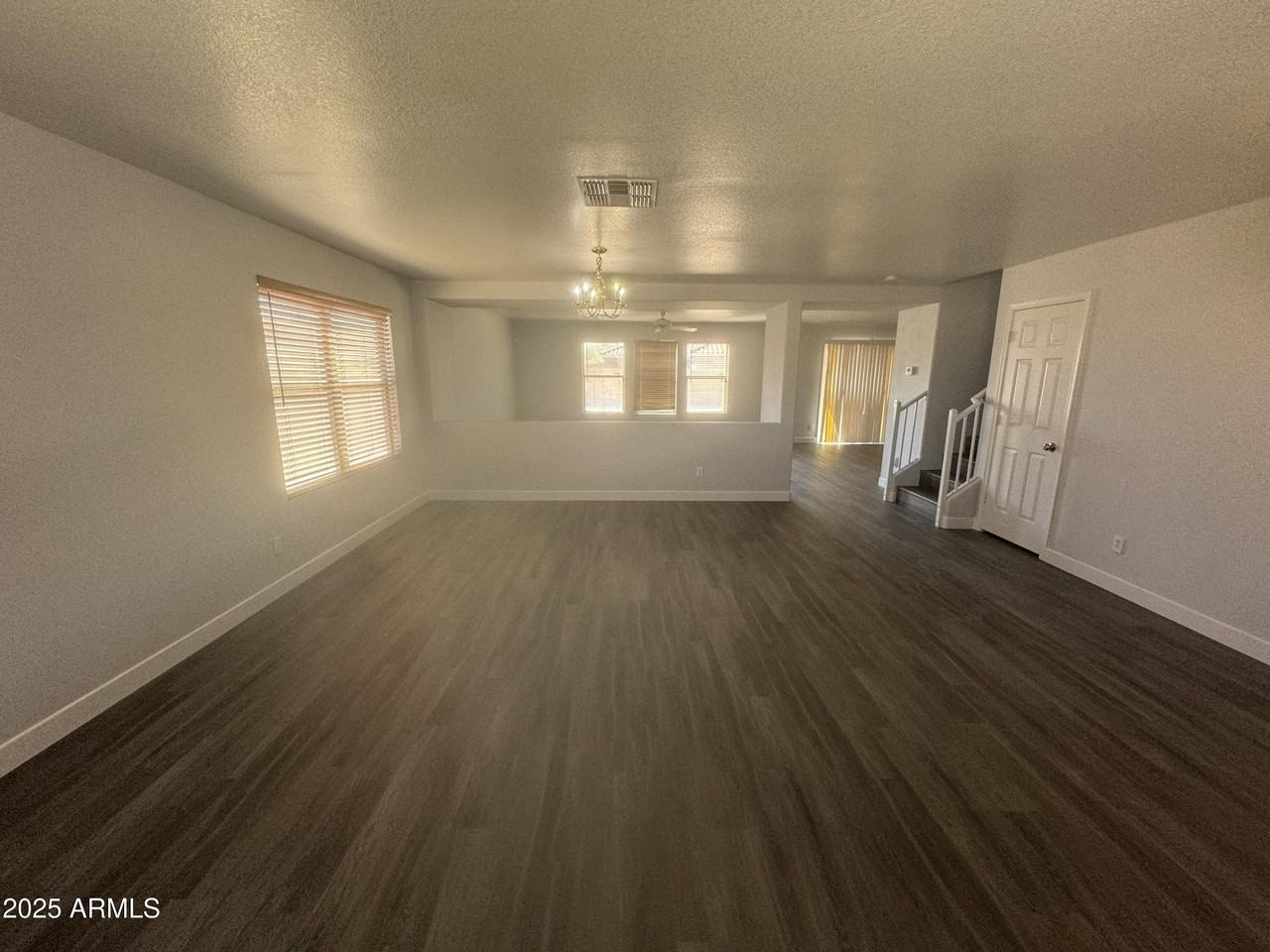 4808 S 25th Dr - Photo 2 of 24