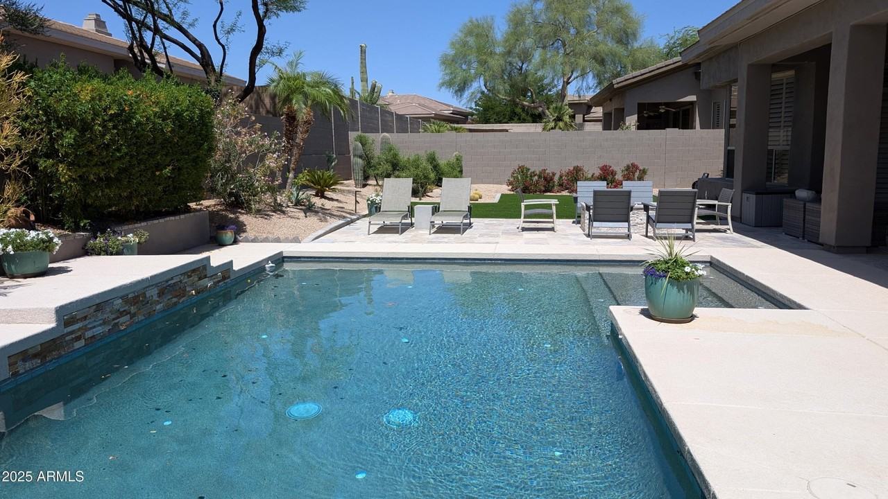 7940 E Quill Ln - Photo 2 of 25