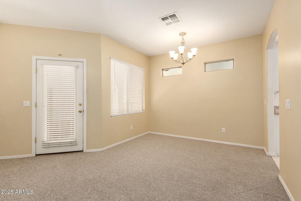 3540 West Kathleen Road - Photo 7 of 23