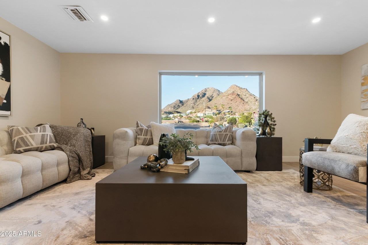 6802 North 22nd Place - Photo 2 of 49