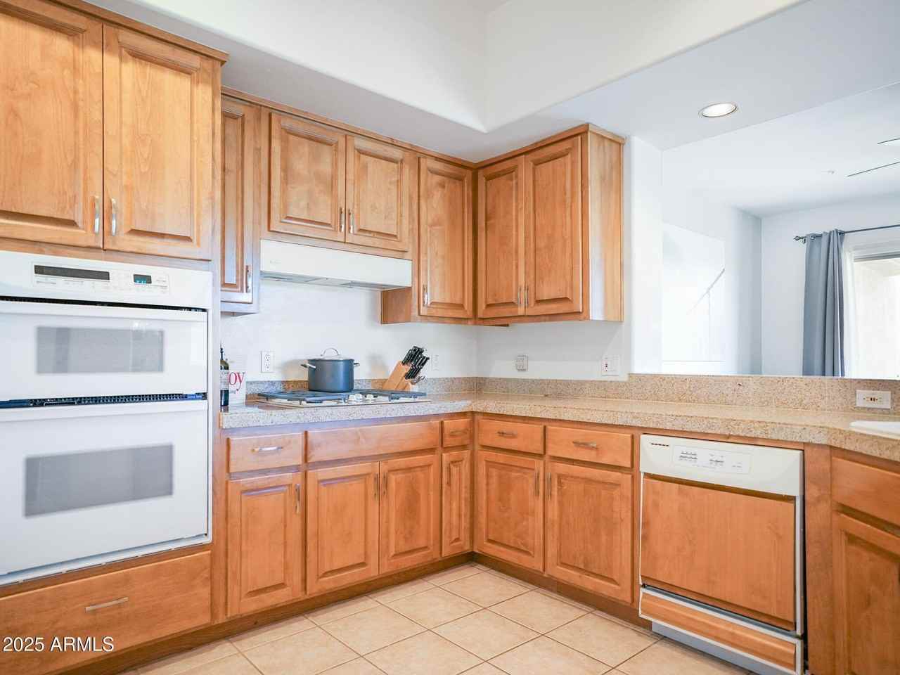 14850 East Grandview Drive #204 - Photo 7 of 22