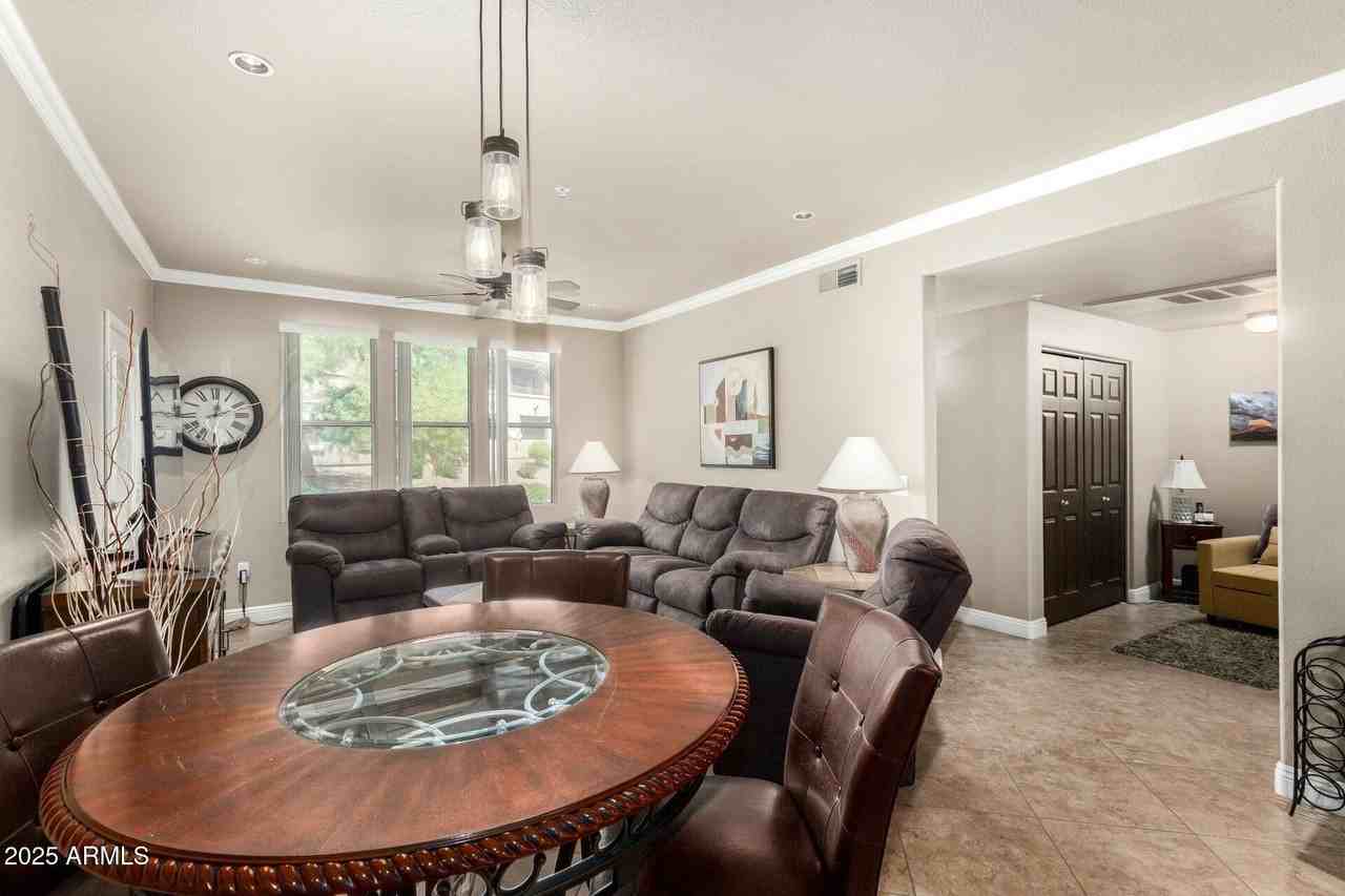 20100 N 78th Pl #1046 - Photo 7 of 27