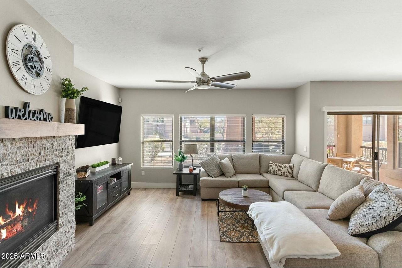 19700 North 76th Street #1008