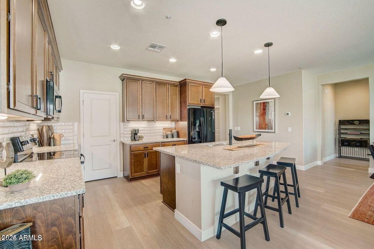 13294 West Palo Brea Lane - Photo 6 of 21