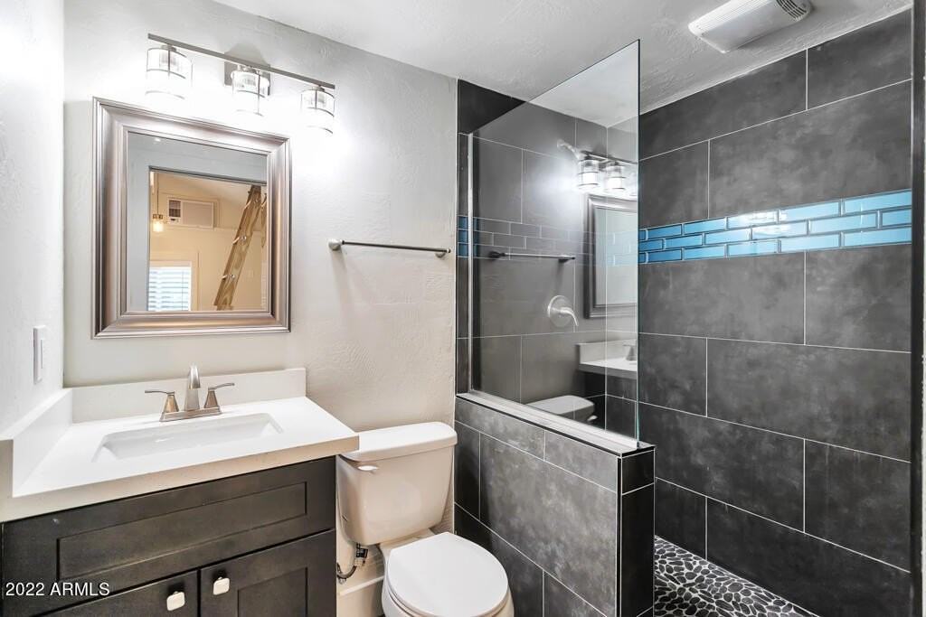 1638 East Granada Road #B - Photo 7 of 19