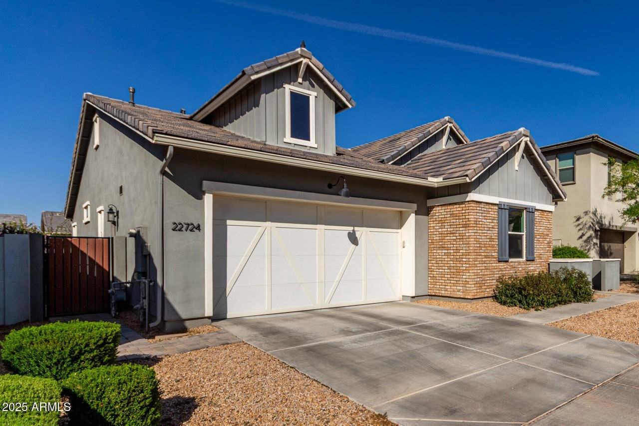 22724 E Poco Calle - Photo 4 of 50