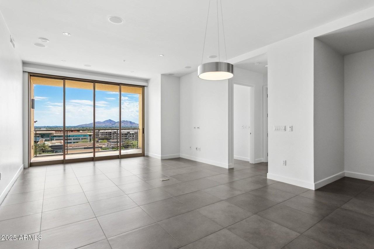 15215 North Kierland Boulevard #733 - Photo 6 of 36