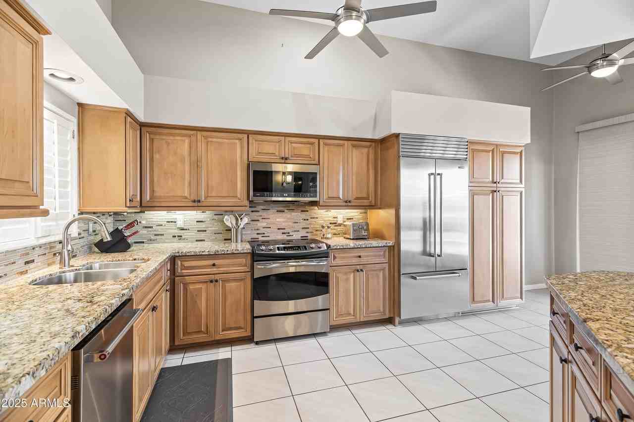 7740 E Gainey Ranch Rd Unit 23 #23 - Photo 5 of 45