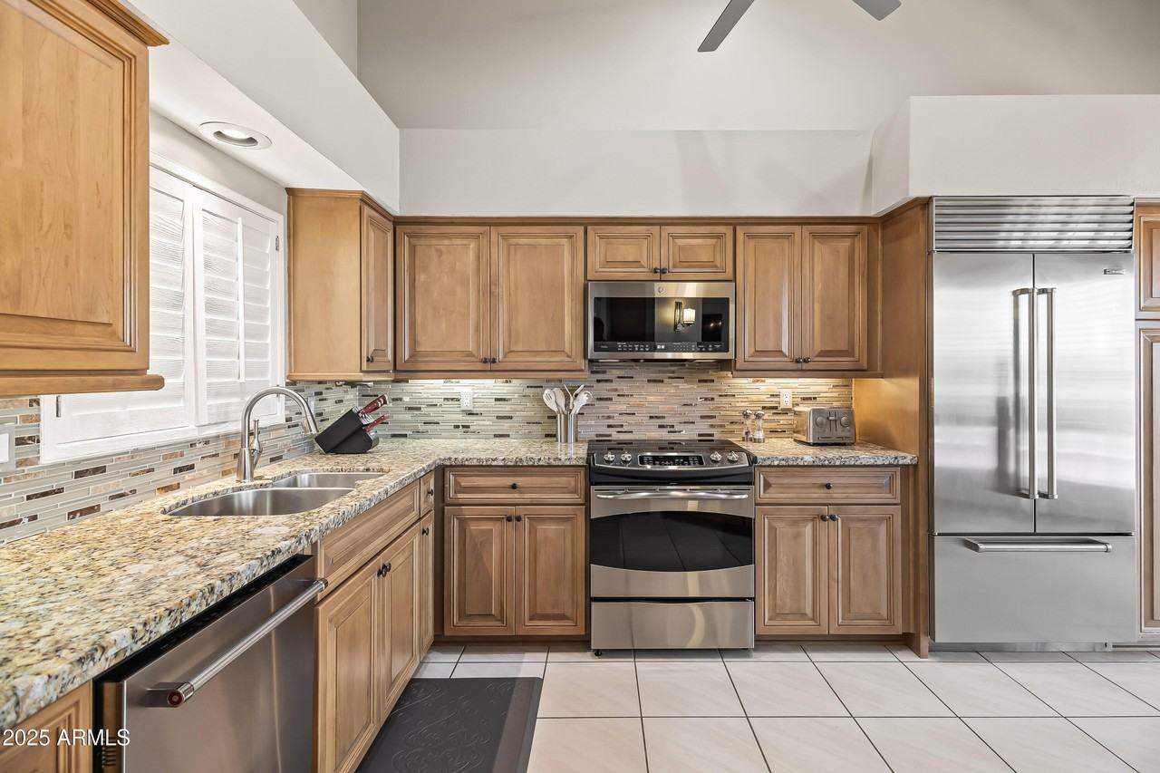 7740 E Gainey Ranch Rd Unit 23 #23 - Photo 6 of 45