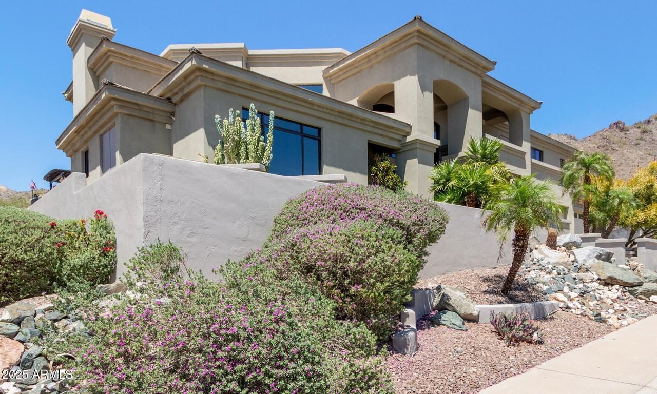 8614 N 17th Pl - Photo 5 of 50