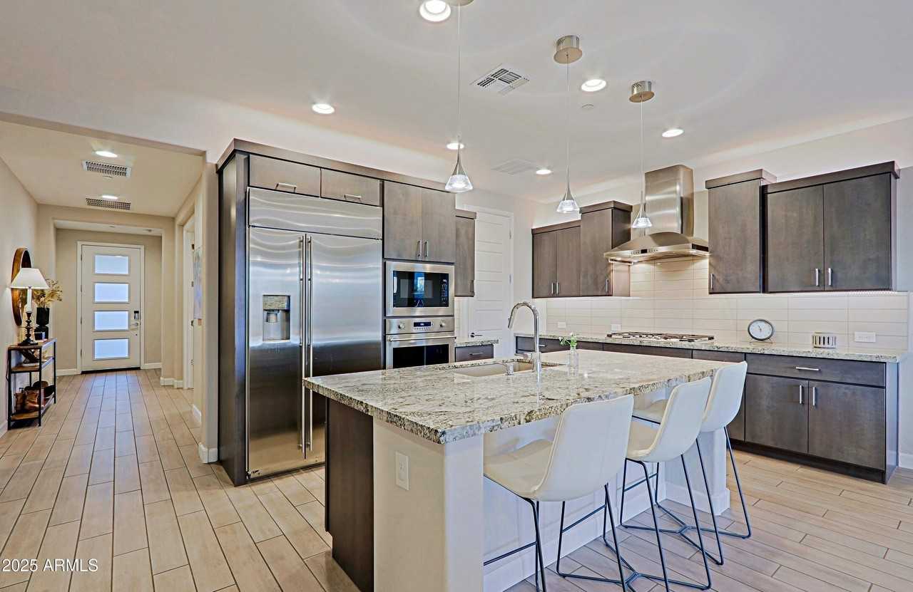 17811 Cindercone Court - Photo 5 of 32