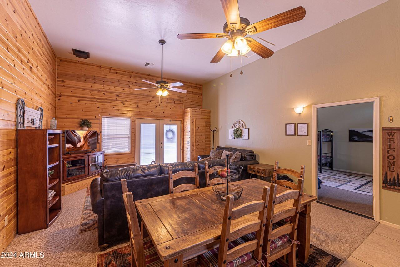 1042 S Hunter Creek Dr #1 - Photo 6 of 19