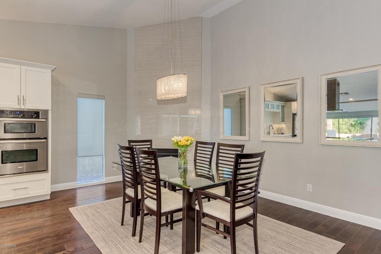 6218 E Waltann Ln - Photo 3 of 19