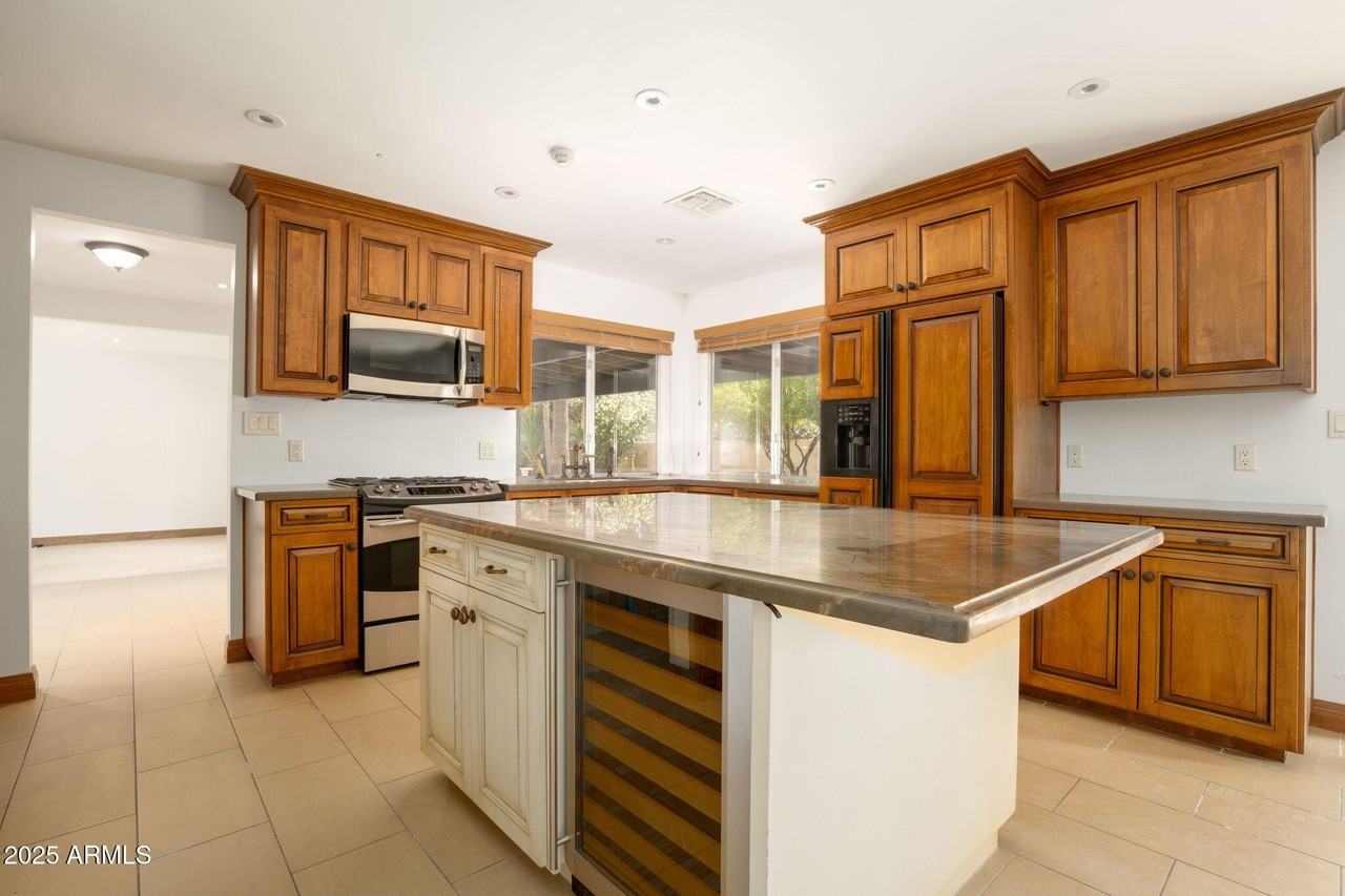 3608 North 56th Street - Photo 3 of 18