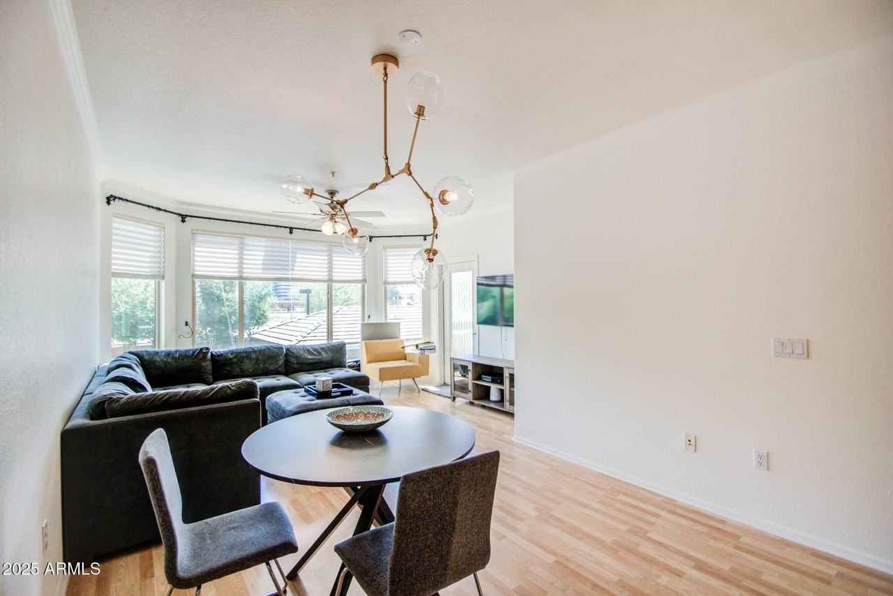 435 W Rio Salado Pkwy #208 - Photo 3 of 38