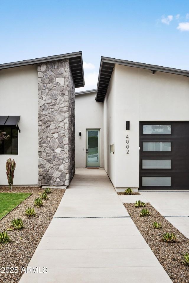 4002 North 33rd Place - Photo 6 of 50