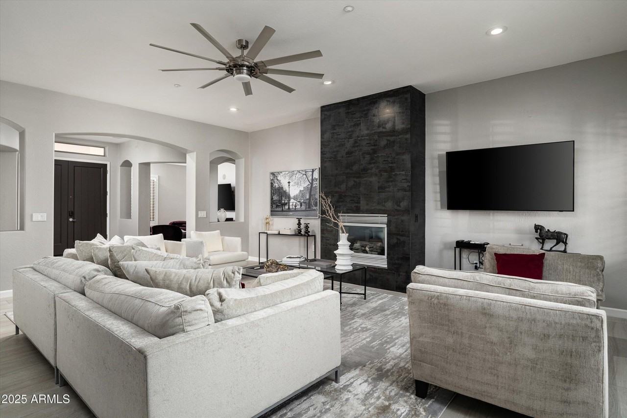 27961 N 114th Way - Photo 2 of 50