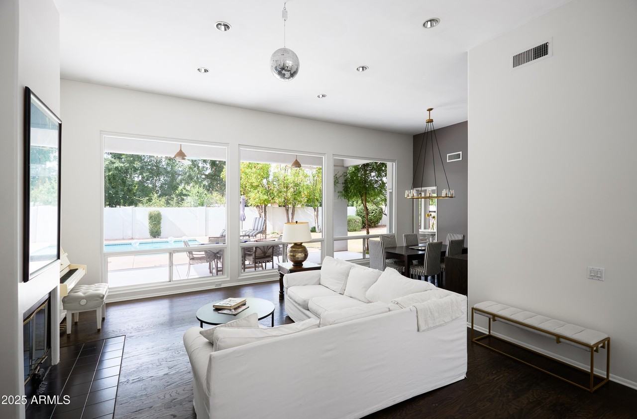 12242 North 74th Street - Photo 3 of 30