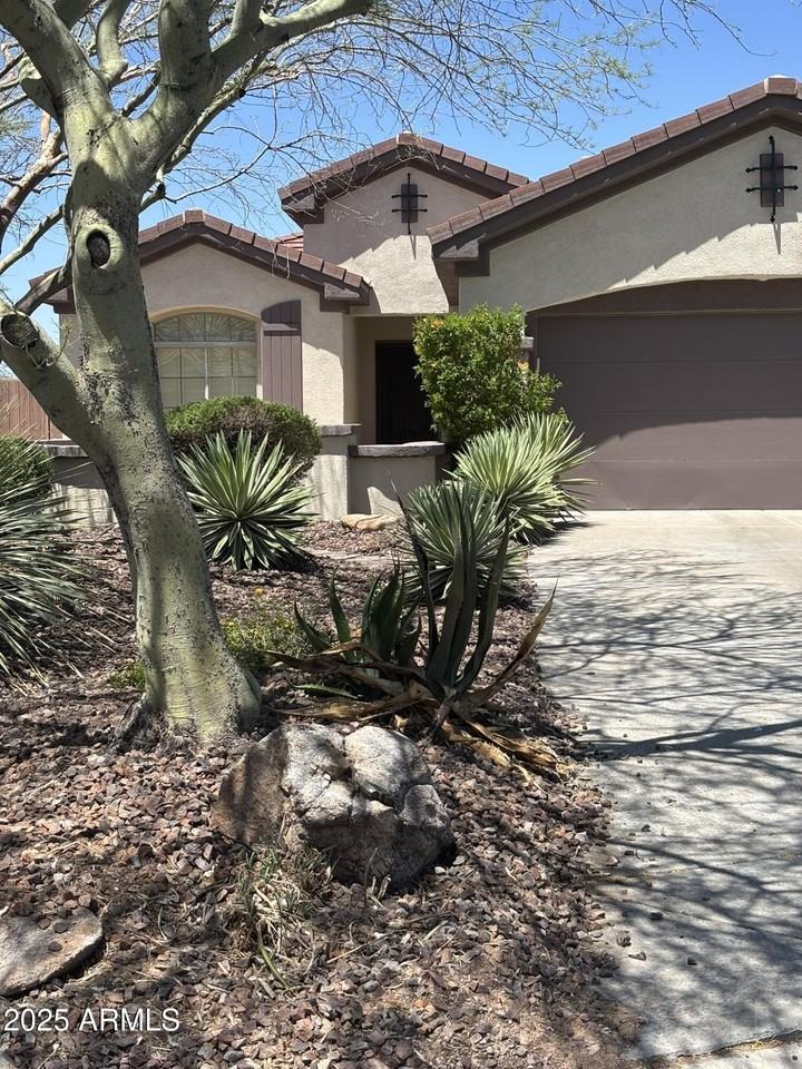 41520 N River Bend Ct - Photo 4 of 43