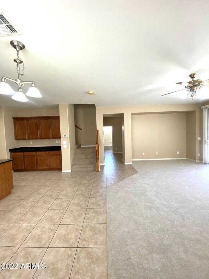 6872 W Ridgeline Rd - Photo 7 of 39