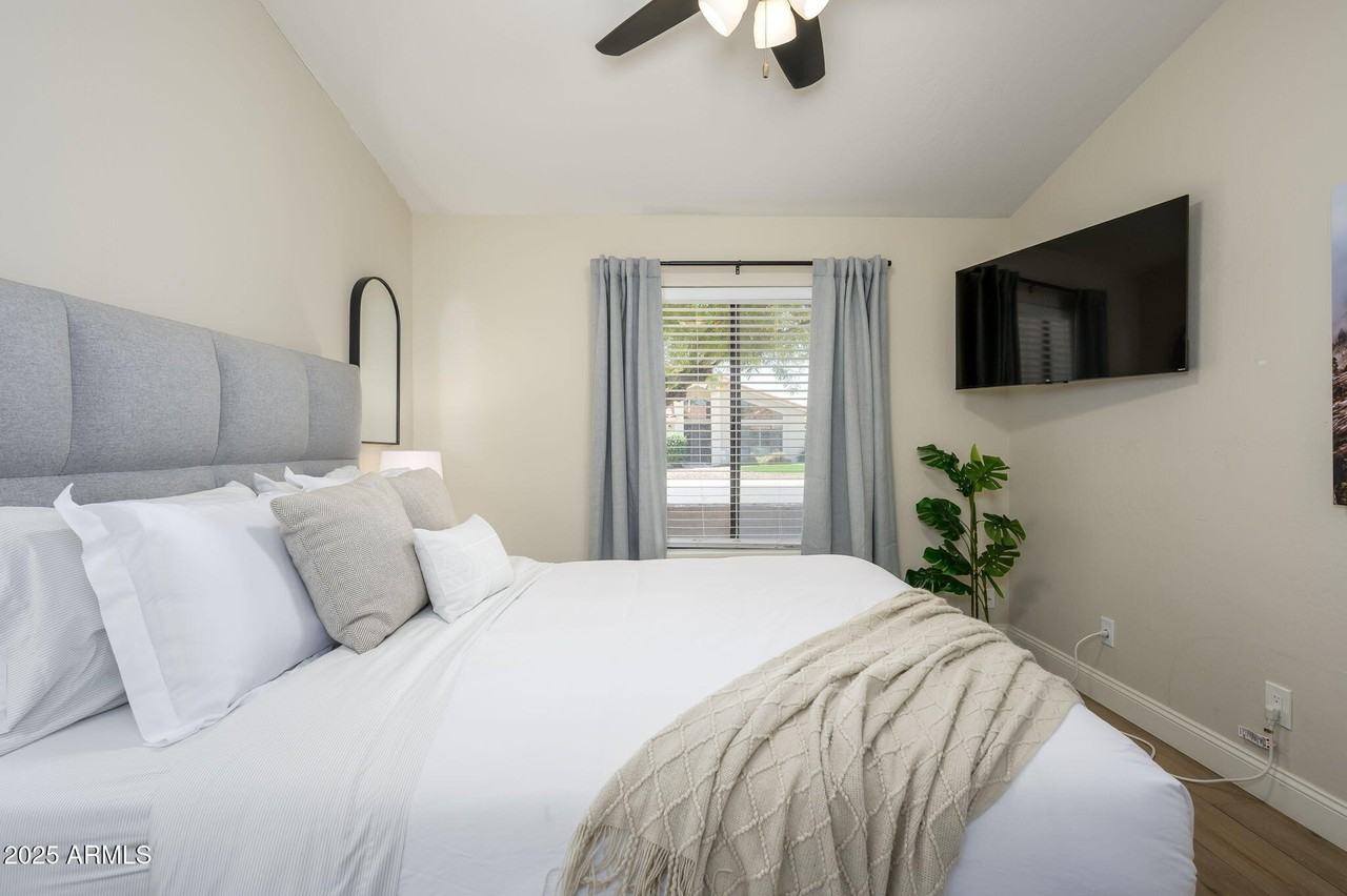 5638 East Helena Drive - Photo 7 of 50