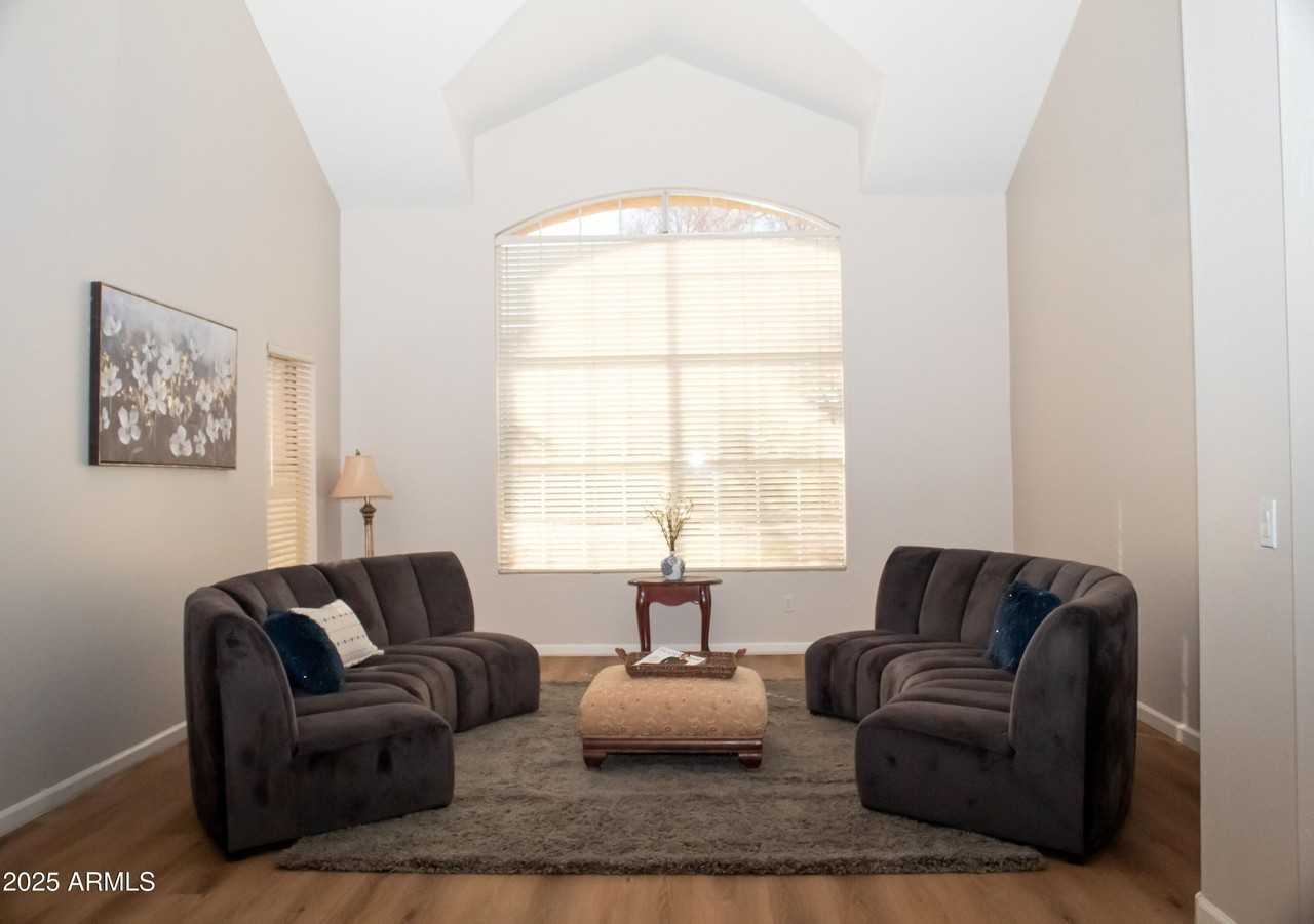 506 West Meseto Avenue - Photo 6 of 23