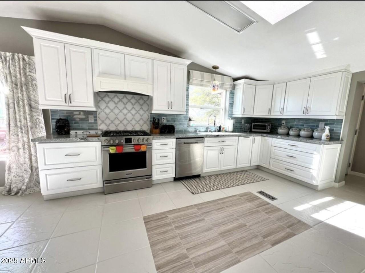 5824 East Montgomery Road - Photo 6 of 50