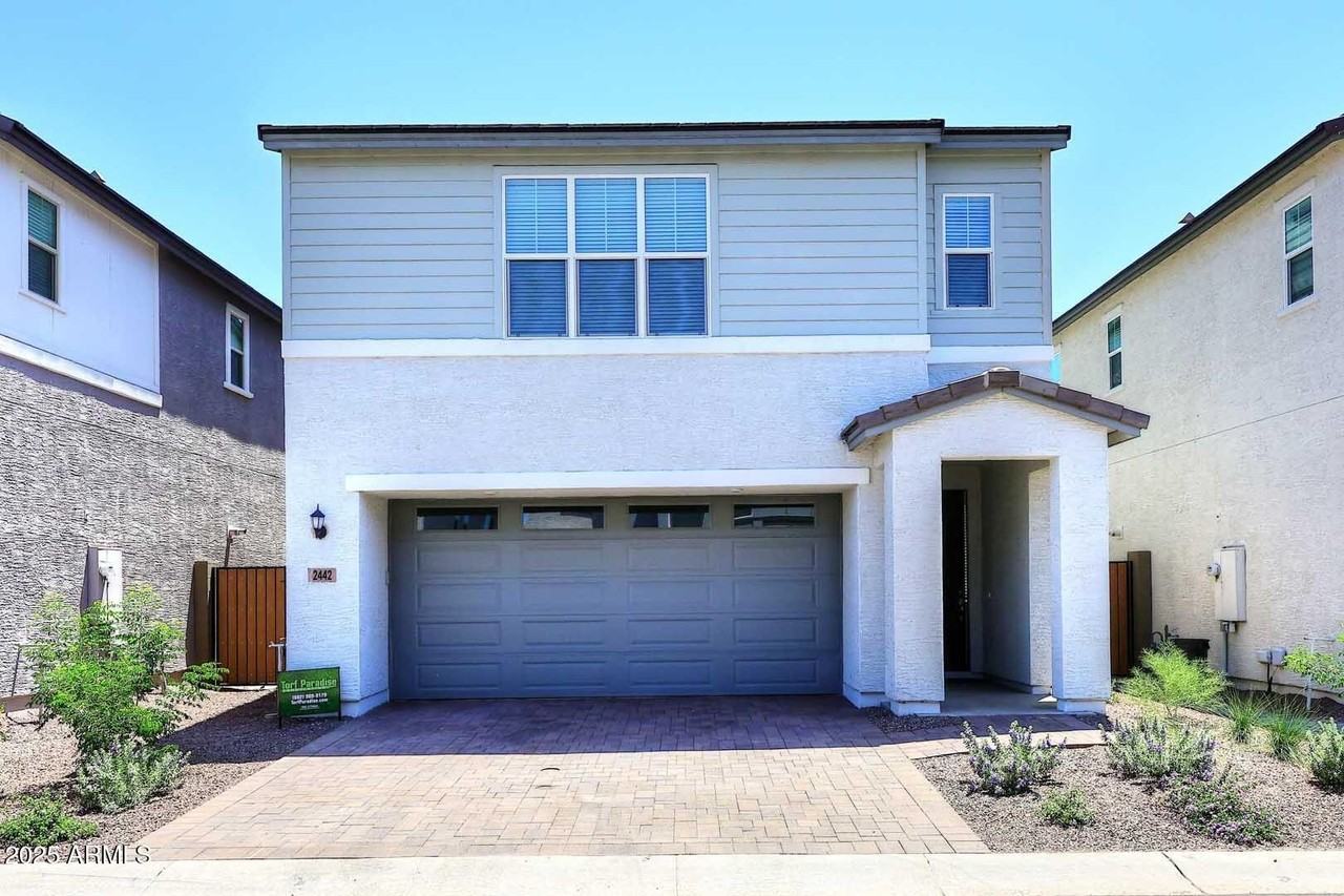 2442 West Rowel Road - Photo 2 of 50