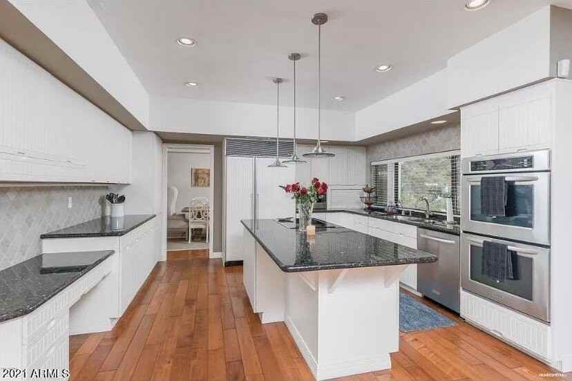 11935 N 102nd St - Photo 5 of 11