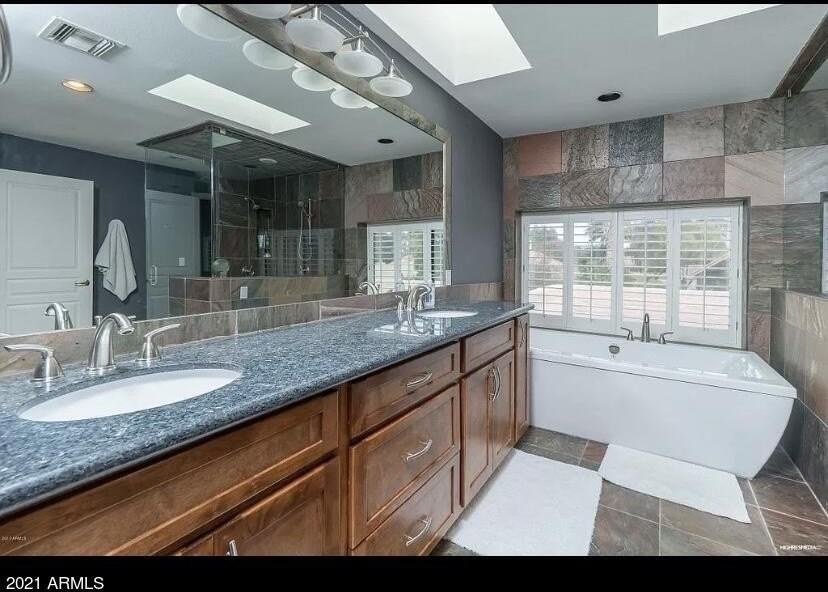 11935 N 102nd St - Photo 7 of 11