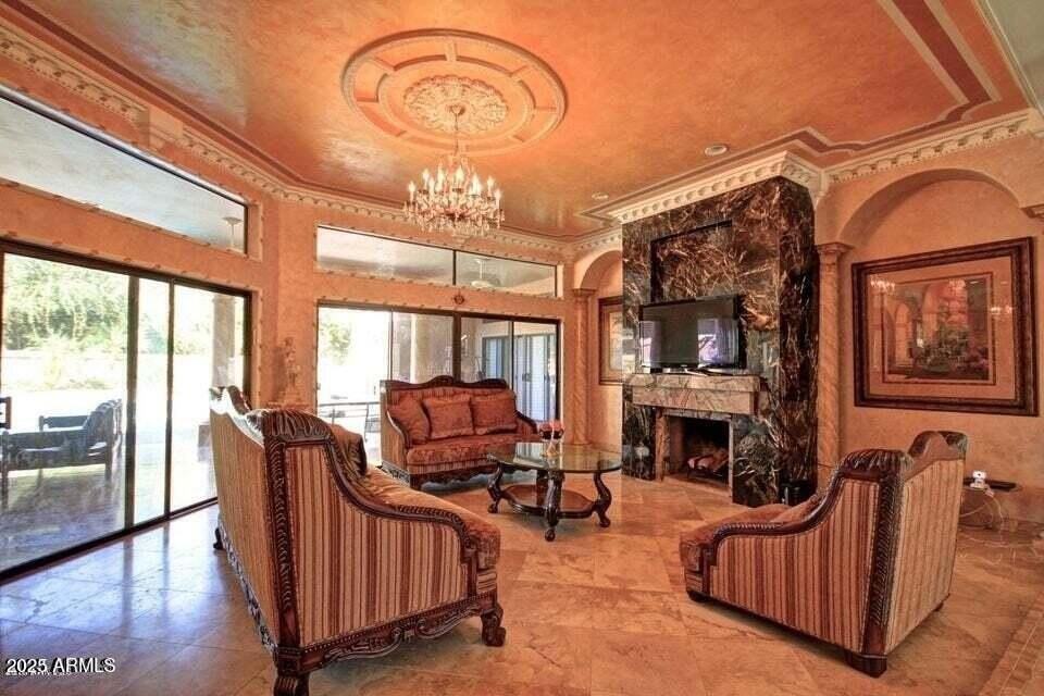 1502 West Port Au Prince Lane - Photo 3 of 17