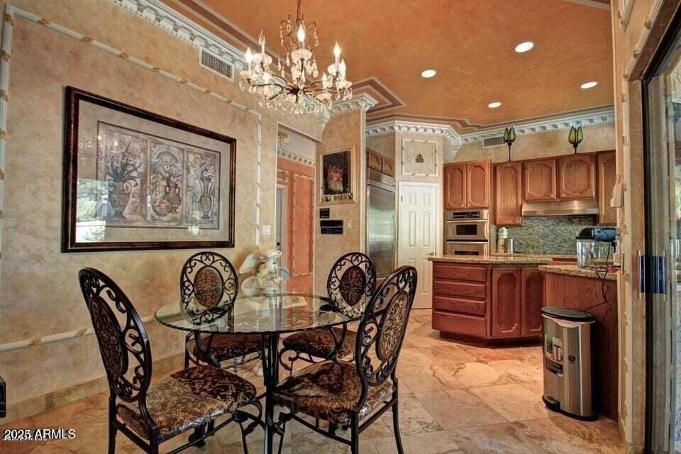 1502 West Port Au Prince Lane - Photo 5 of 17