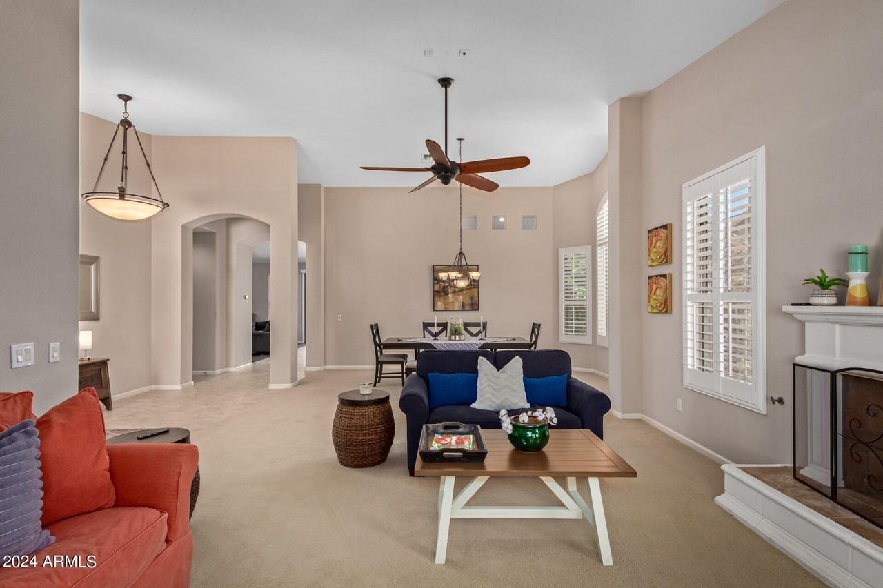 16151 West Fairmount Avenue - Photo 6 of 35