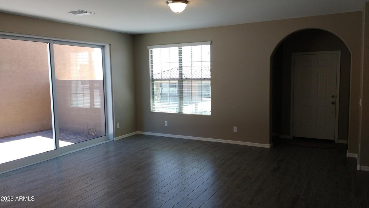 2944 N 72nd St - Photo 6 of 31