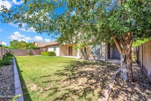 featured image of 4213 East Edgemont Avenue