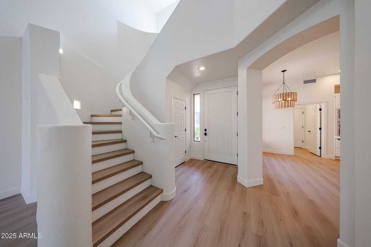 15240 N Clubgate Dr Unit 177 #177 - Photo 5 of 44