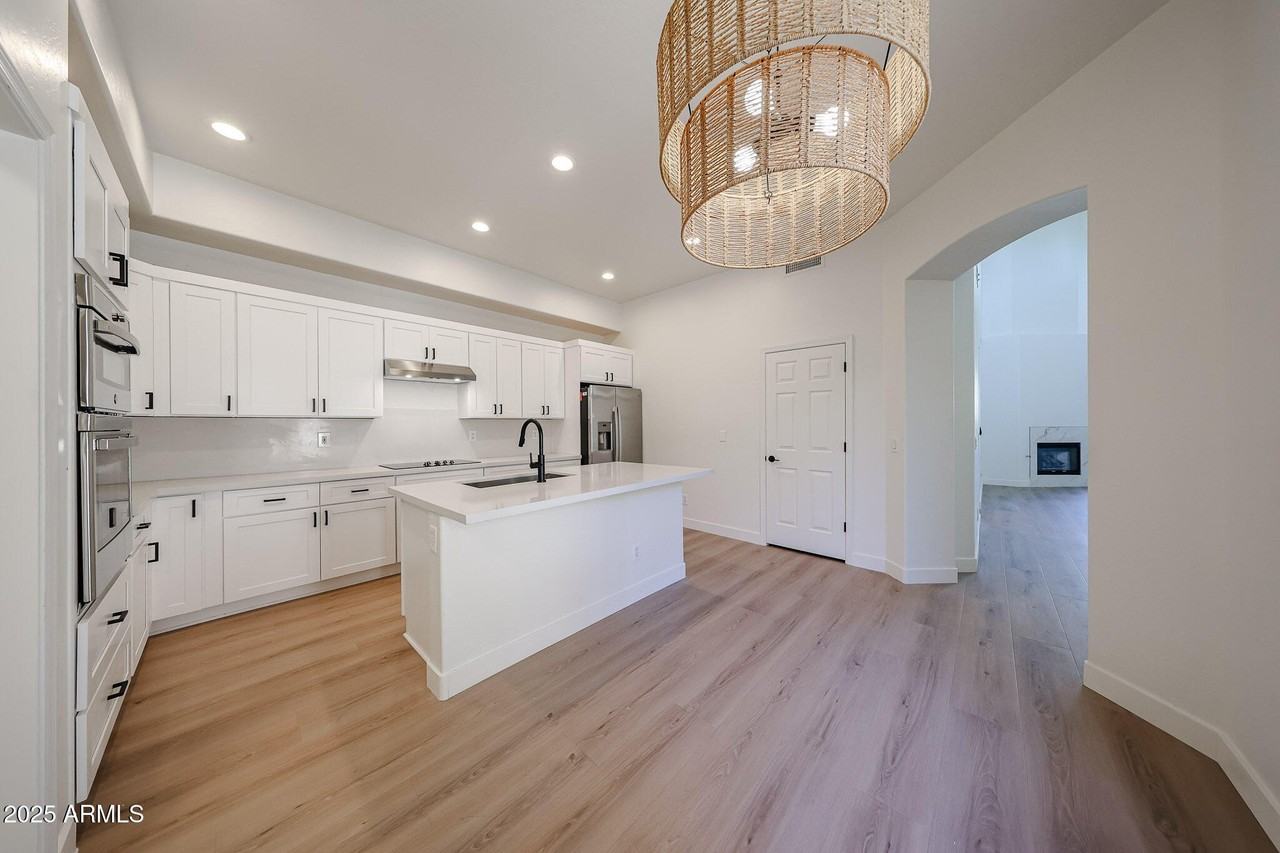 15240 N Clubgate Dr Unit 177 #177 - Photo 7 of 44